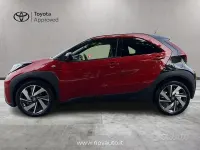 Usata Toyota Aygo X Lounge 72 CV (52 kW) 2022 Rosso SUV