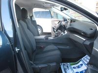 Usata Peugeot 5008 131 CV (96 kW) 2019 Blu SUV