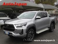 Usata Toyota HiLux Executive 204 CV (150 kW) 2023 Argento Pick-up