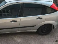 Usata Ford Focus 100 CV (73 kW) 2004 Grigio Berlina