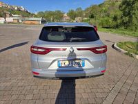 Käytetty Renault Talisman Intens 131 HP (96 kW) 2017 Hopea Farmari