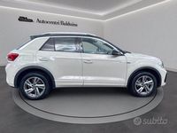 Usata VW T-Roc R-line 150 CV (110 kW) 2023 Ascot grey SUV