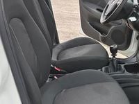 Usata Fiat Punto Lounge 77 CV (56 kW) 2015 Bianco Utilitaria