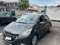 Usata Peugeot 208 Access 91 CV (66 kW) 2015 Grigio Utilitaria