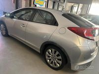 Usata Honda Civic Executive 150 CV (110 kW) 2012 Grigio Berlina