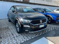 Käytetty VW T-Roc Cabriolet Style 150 HP (110 kW) 2021 Musta Avoauto