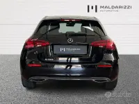Usata Mercedes A180 Advanced 136 CV (100 kW) 2023 Nero notte Berlina