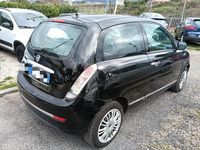 Usata Lancia Ypsilon 75 CV (55 kW) 2011 Nero Utilitaria