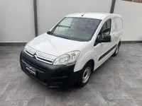 Usata Citroën Berlingo Feel 99 CV (72 kW) 2017 Bianco Monovolume