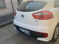 Usata Kia Rio Active 75 CV (55 kW) 2015 Bianco Utilitaria