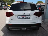 Usata Suzuki Vitara 129 CV (94 kW) 2023 Bianco SUV