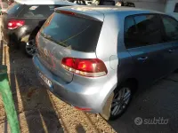 Usado VW Golf VI Highline 105 CV (77 kW) 2011 Gris Utilitario