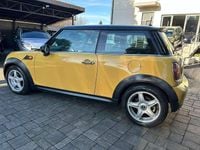 Begagnad Mini Cooper Salt 120 HK (88 kW) 2008 Gul Halvkombi