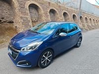Usata Peugeot 208 Allure 75 CV (55 kW) 2017 Viola Utilitaria