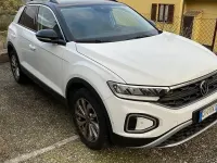Usata VW T-Roc 116 CV (85 kW) 2024 Bianco SUV