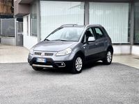 Usata Fiat Sedici 120 CV (88 kW) 2011 Grigio SUV