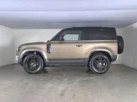 Usata Land Rover Defender 200 CV (147 kW) 2021 Sabbia SUV