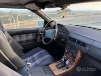 Usata Mercedes SL500 333 CV (244 kW) 1989 Grigio Cabrio