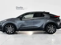 Usata Toyota C-HR Trend 140 CV (102 kW) 2024 Grigio scuro / antracite met. SUV
