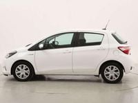Usata Toyota Yaris Hybrid Business Edition 101 CV (74 kW) 2020 Bianco Utilitaria