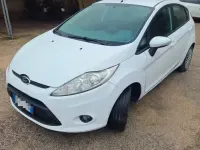 Usata Ford Fiesta 68 CV (50 kW) 2010 Bianco Berlina