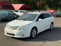 Usata Toyota Avensis Executive 150 CV (110 kW) 2011 Bianco Station wagon