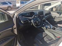 Usata Peugeot 3008 Active 130 CV (95 kW) 2021 Bianco Station wagon