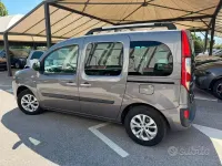 Usata Renault Kangoo LIMITED 114 CV (83 kW) 2017 Grigio Monovolume