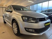 Usata VW Polo Comfortline 75 CV (55 kW) 2014 Argento Berlina