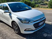 Usata Hyundai i20 84 CV (61 kW) 2018 Bianco Berlina