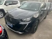 Usata Peugeot 2008 Allure 131 CV (96 kW) 2022 Nero SUV