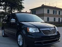 Usata Lancia Voyager 177 CV (130 kW) 2014 Nero Monovolume