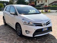 usata Toyota Verso 1.6 d-4d 7 posti - LEGGERE -