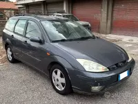 Usata Ford Focus Ghia 116 CV (85 kW) 2003 Grigio Station wagon