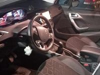 Usata Peugeot 2008 Access 75 CV (55 kW) 2017 Bianco SUV