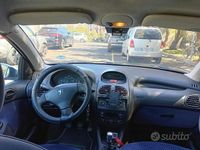 Usata Peugeot 206 68 CV (50 kW) 2005 Utilitaria