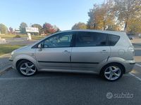 Usata Toyota Corolla Verso 177 CV (130 kW) 2006 Grigio Monovolume