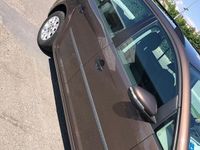 usata VW Touran 7 posti 1.6 diesel