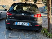 Usata Alfa Romeo 147 115 CV (84 kW) 2000 Nero Utilitaria