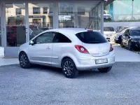 Usata Opel Corsa 86 CV (63 kW) 2010 Grigio Utilitaria