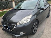 Usata Peugeot 208 Active 95 CV (69 kW) 2015 Grigio Utilitaria