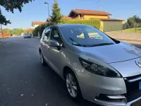 Usata Renault Scénic III XMOD 110 CV (80 kW) 2012 Argento Monovolume