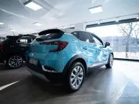 Usata Renault Captur Intens 160 CV (117 kW) 2020 Azzurro SUV