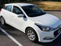 Usata Hyundai i20 Classic 84 CV (61 kW) 2017 Bianco Utilitaria
