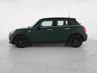 Usata Mini Cooper D 116 CV (85 kW) 2017 British racing green Utilitaria