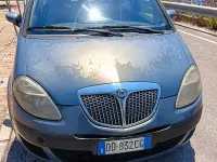 Usata Lancia Musa 90 CV (66 kW) 2006 Bluazzurro Monovolume