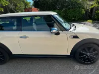 Usata Mini ONE 75 CV (55 kW) 2011 Bianco Utilitaria