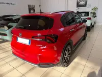 Usata Fiat Tipo Cross 131 CV (96 kW) 2022 Rosso passione Berlina