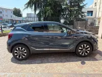 Usata Renault Captur Zen 101 CV (74 kW) 2023 Blu/azzurro SUV