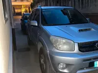 Usata Toyota RAV4 116 CV (85 kW) 2004 Grigio SUV